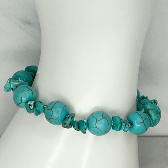 Faux Turquoise Beaded Stretch Bracelet - Picture 7 of 8